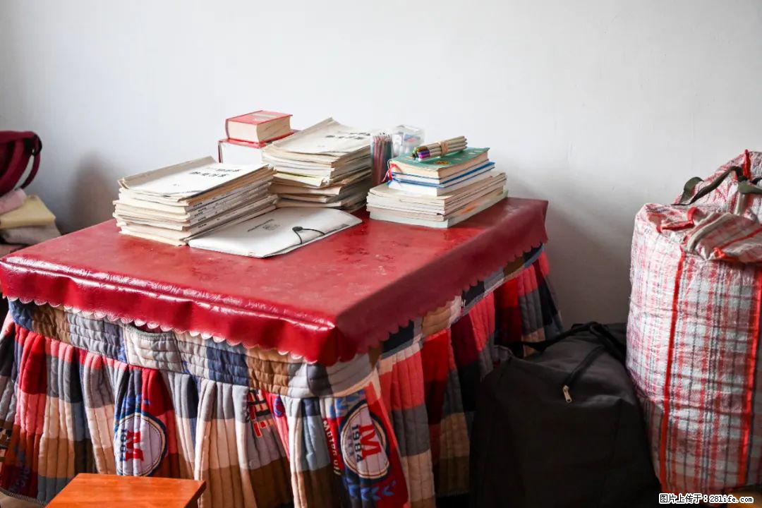 全网追的“扁担女孩”,找了一份暑假工,时薪12元 - 鹰潭生活资讯 - 鹰潭28生活网 yingtan.28life.com